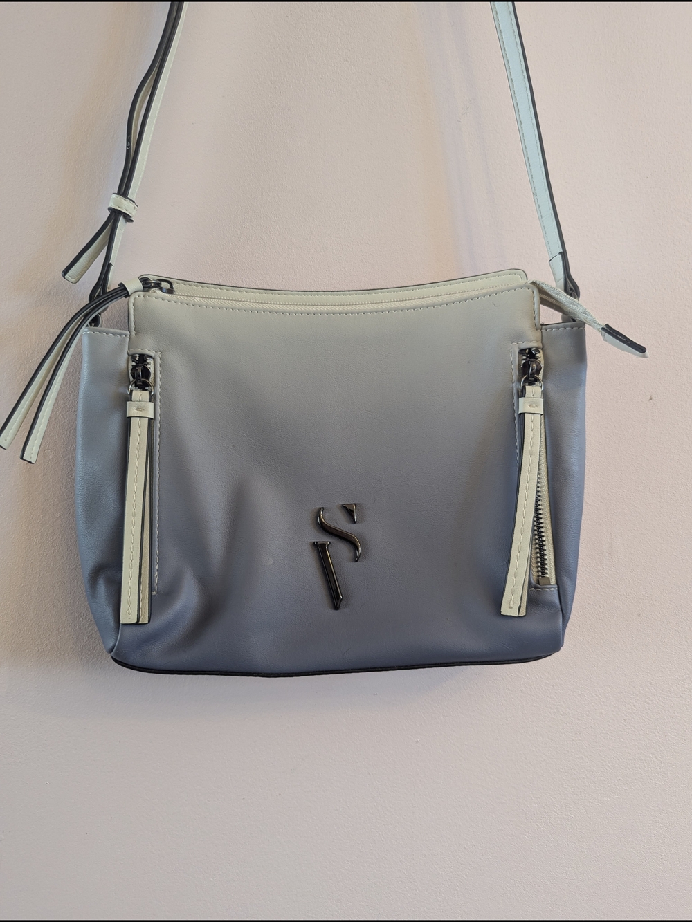 Stylish Two-Tone Gray Crossbody Bag